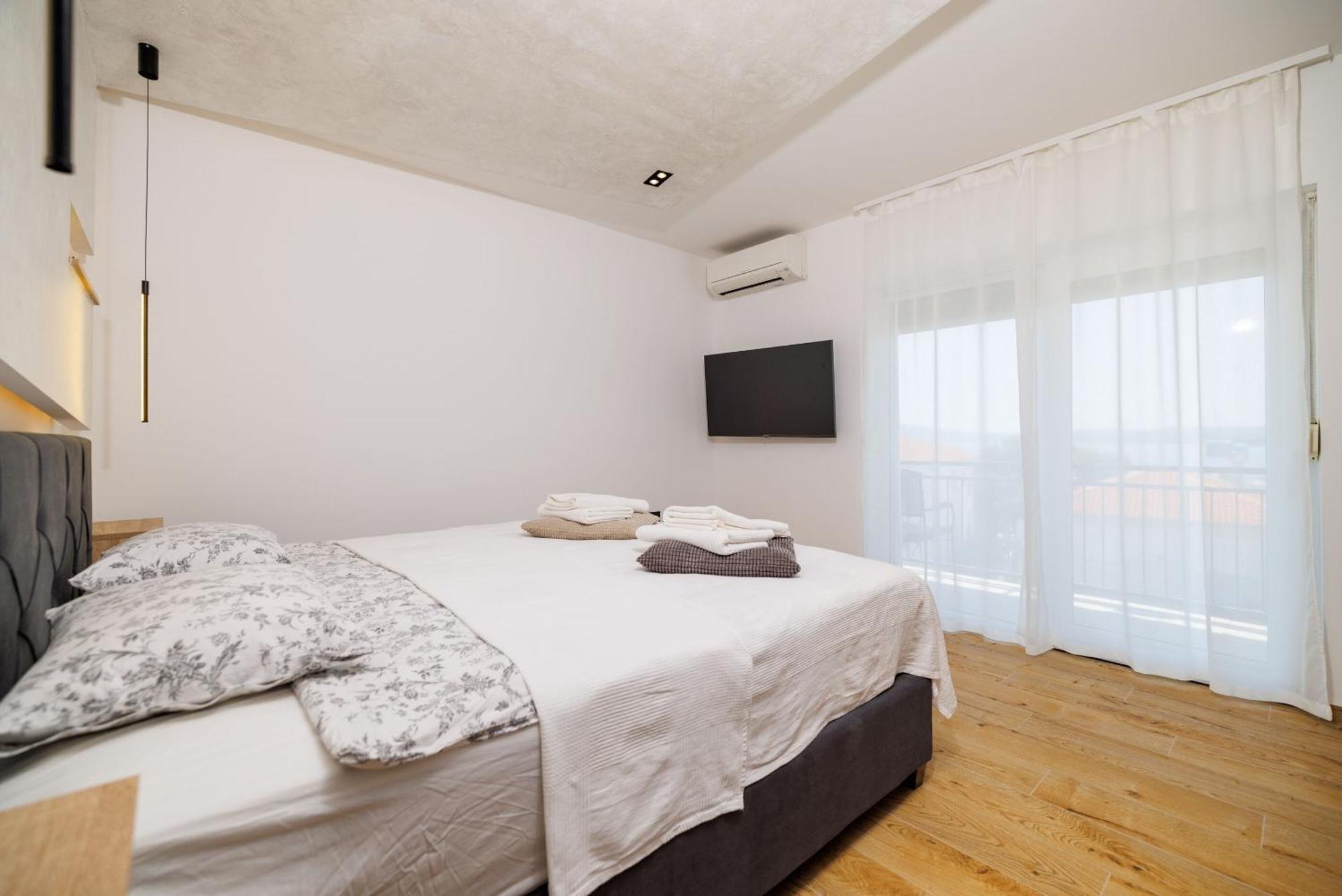 Apartment Mladen Crikvenica Exterior foto